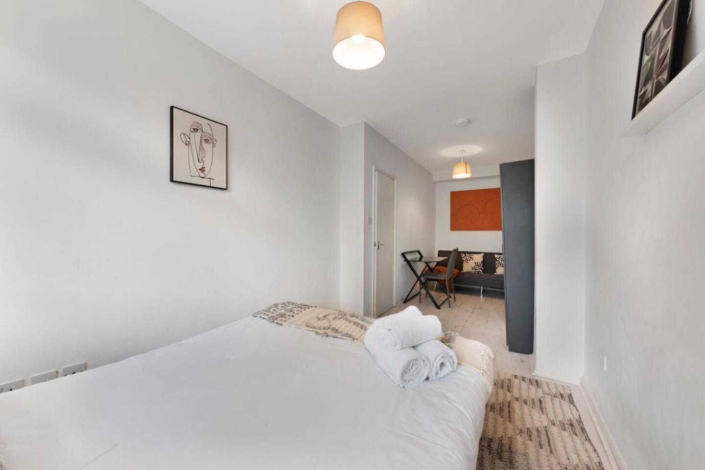 2 Bed Apartment- Finsbury Park Station B London Eksteriør billede